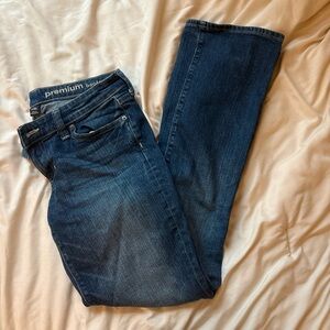 low rise women’s gap jeans